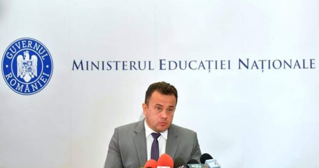 Liviu Pop acuza de plagiat si falsificare proiectul "Romania educata", lansat de Iohannis