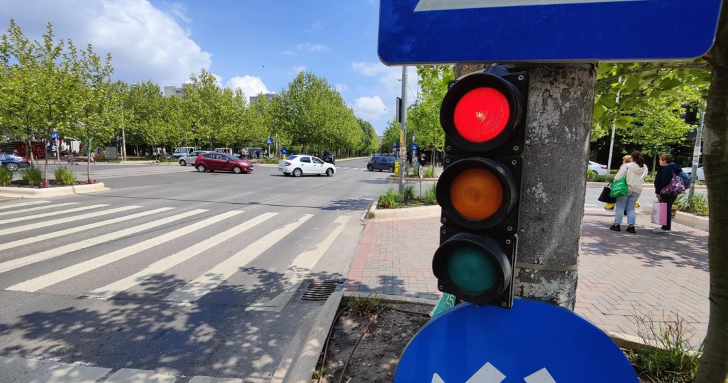 Bucureștiul are 8 intersecțtii „inteligente” noi. Unde se află semafoarele de ultimă generație