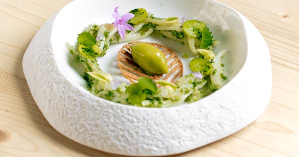 Restaurantul Gramont anunță La Symfleurie, o cină realizată de Oxana Crețu,...