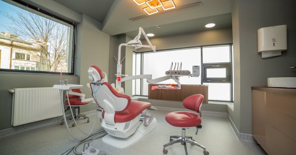 Dental Hygiene Center: Investiție de 300.000 euro într-un centru de...