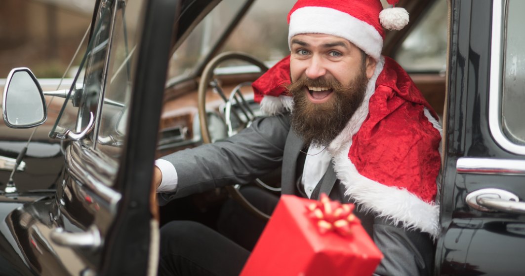 Țara care amendează șoferii care se îmbracă în Moș Crăciun sau își împodobesc mașinile