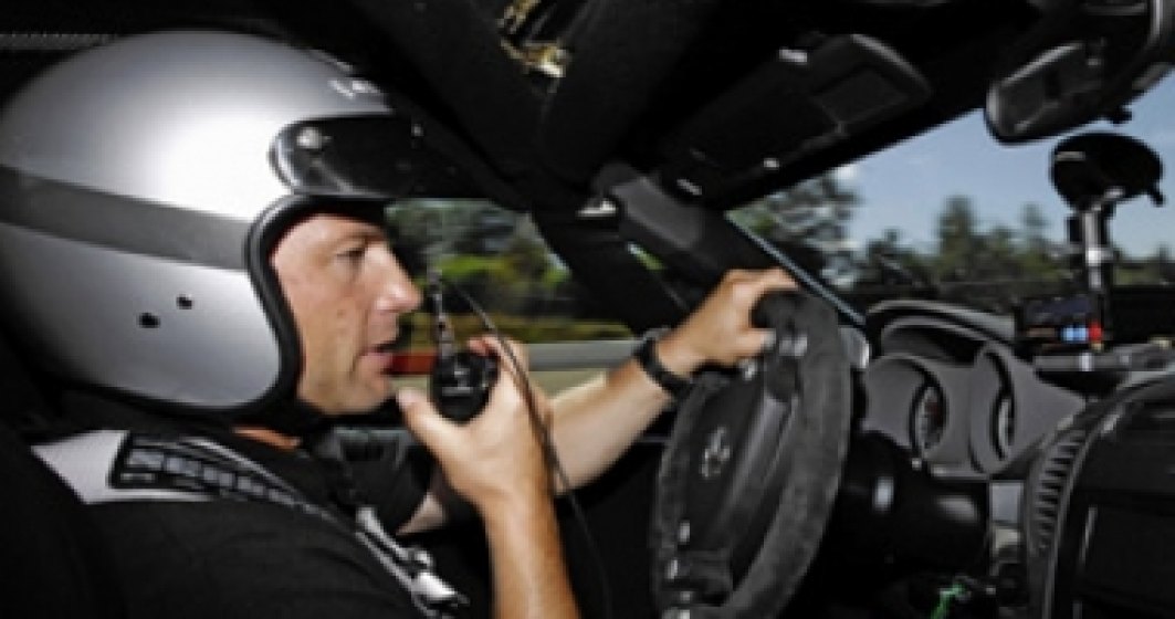 Cursuri de pilotaj la Mercedes AMG Driving Academy