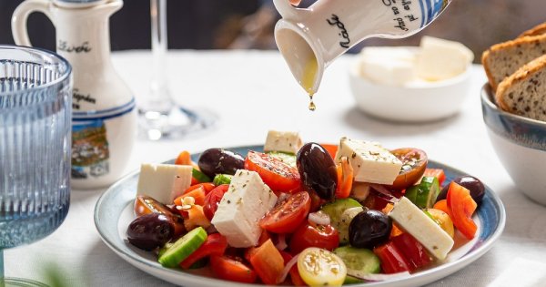 De ce dieta grecească este cea mai sănătoasă din lume. Specialiștii spun că...