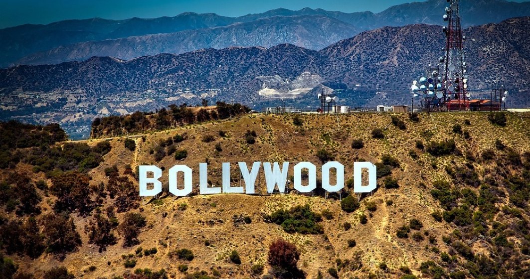 Indienii reîncep filmările la Bollywood după 8 luni de pauză