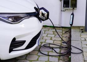 Renault va lansa în 2026 un model electric produs în Slovenia