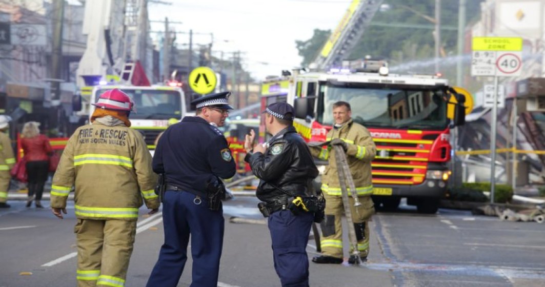 Trei morti si 20 raniti dupa ce o masina a intrat in multime la Melbourne