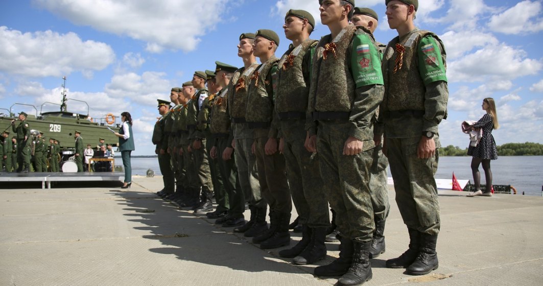 Vladimir Putin îi momește pe străini cu cetățenia rusă ca să se înroleze în armată