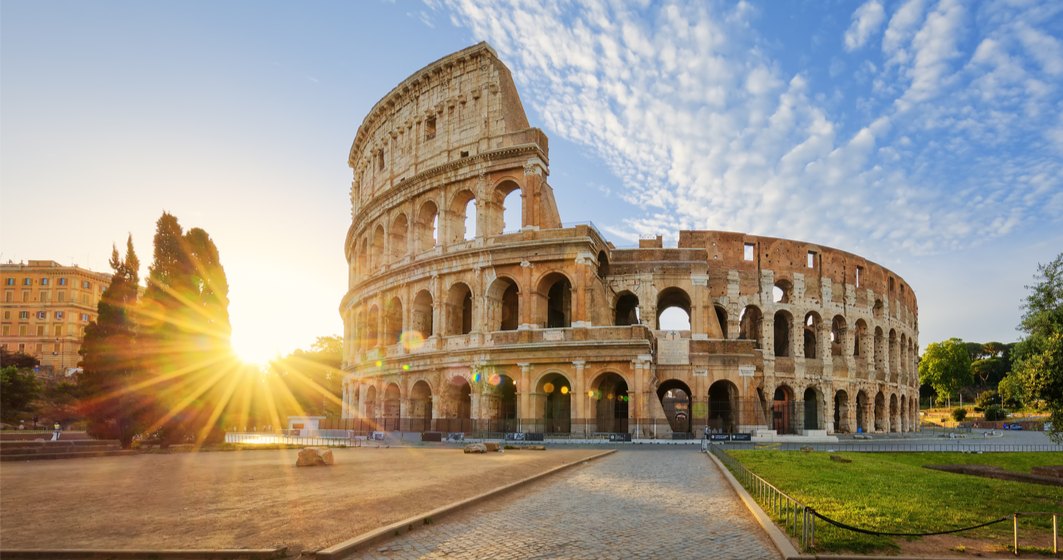 Italia: Purtarea măștii devine obligatorie peste tot în Roma