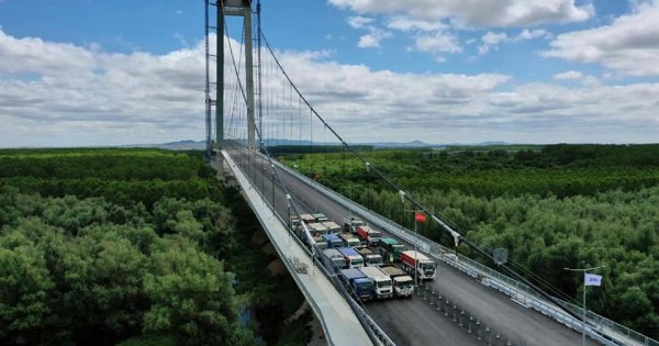Podul peste Dunăre între Brăila și Tulcea, deschis pe 6 iulie. Planul e însă...