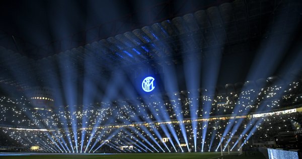 Compania americană Oaktree Capital preia clubul de fotbal Inter Milano, în...