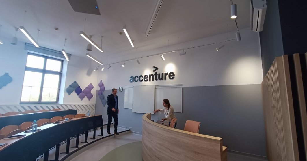 Accenture investește peste 200.000 de euro într-un laborator la ASE. „Ne dorim să fie un birou de traducere de la teorie la practică”