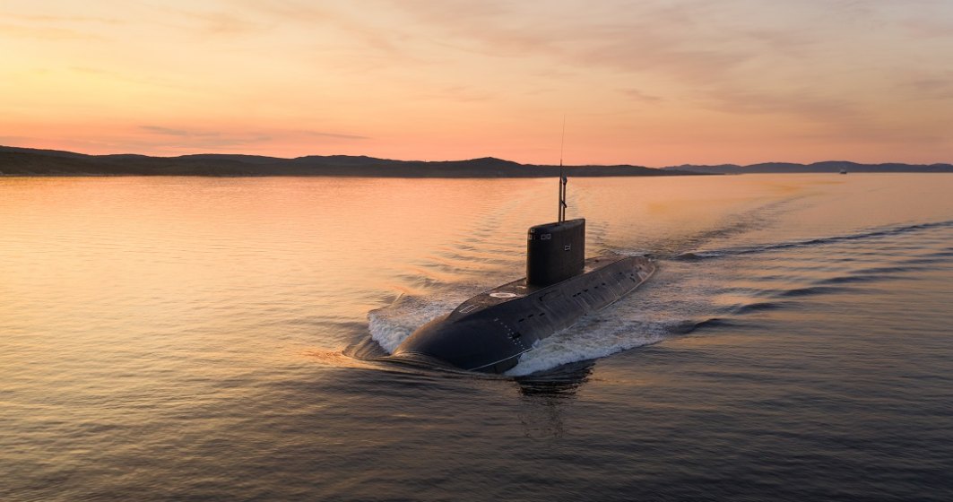 Marina rusă anunță că a ”gonit” un submarin american din apele sale: Washingtonul dezminte