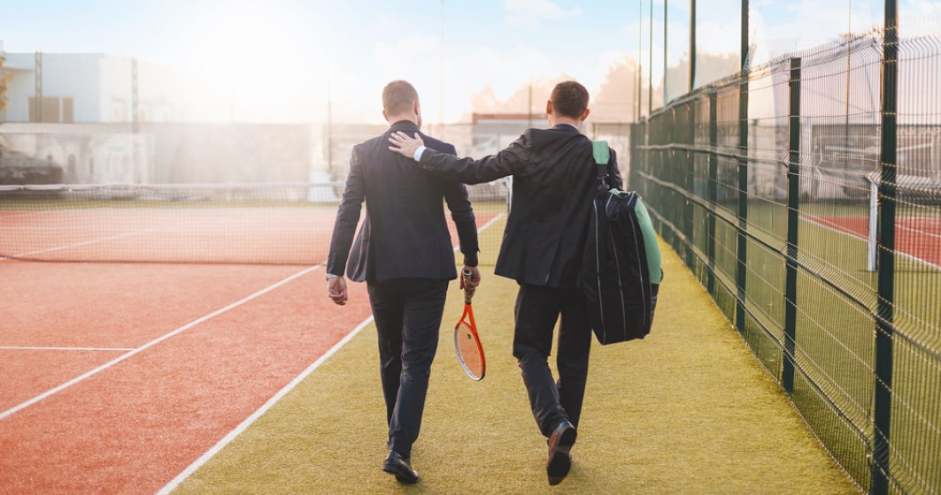 Cum să-ți găsești „jumătatea” la un tenis, badminton sau squash. Ideea de afacere a unor români stabiliți în Londra