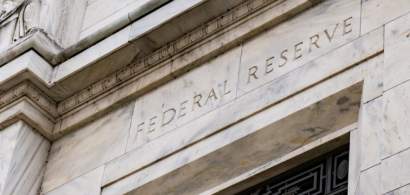 Nu doar BNR ține în frâu dobânzile: Președintele Fed spune că va menține...