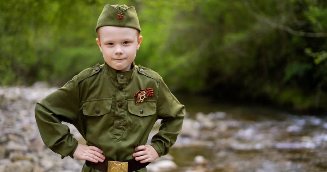 Parlamentul Rusiei vrea ca elevii să urmeze cursuri de pregătire militară de bază