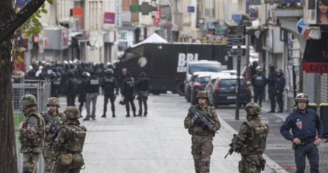 Poliția a arestat aproape 1.000 de persoane în Franța în a patra noapte de violențe