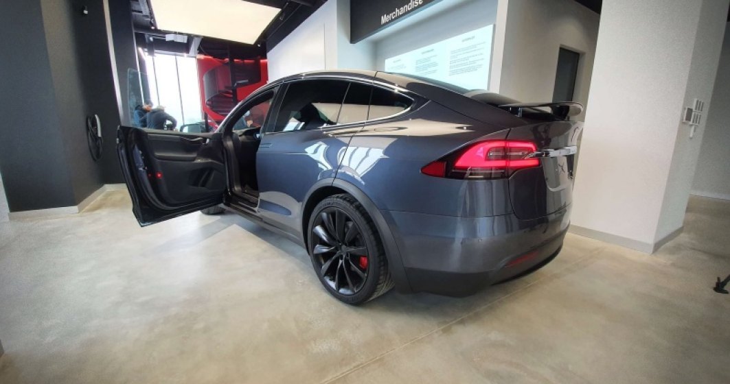Partidul lui Ponta a cumpărat Tesla Model X de 133.000 de euro din bani publici