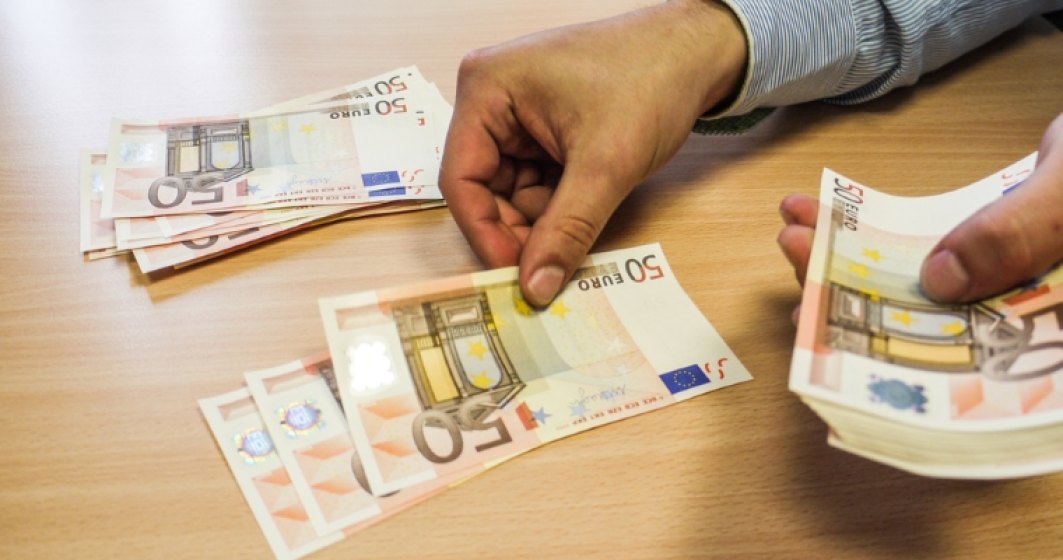 Program de guvernare: Salariul minim va depasi 300 de euro in 2020; se introduce salariul minim pentru studii superioare