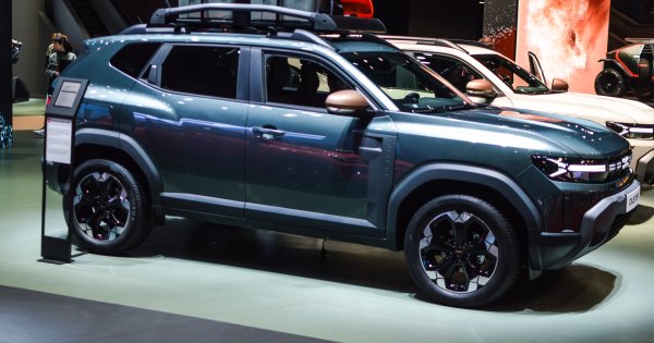 Dacia: Peste 4.500 de clienți au rezervat online mașini în prima parte a anului