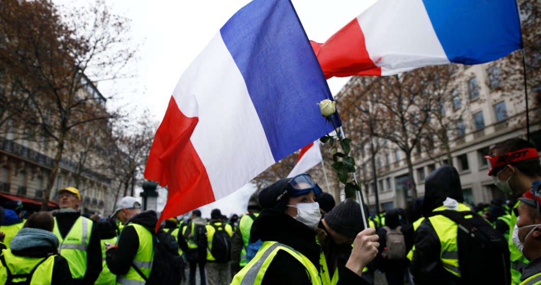 "Vestele galbene" s-au mobilizat in numar redus in Franta, pentru o noua sambata de proteste