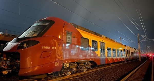 Primul tren nou cumpărat de România după 20 ani va circula din a doua...