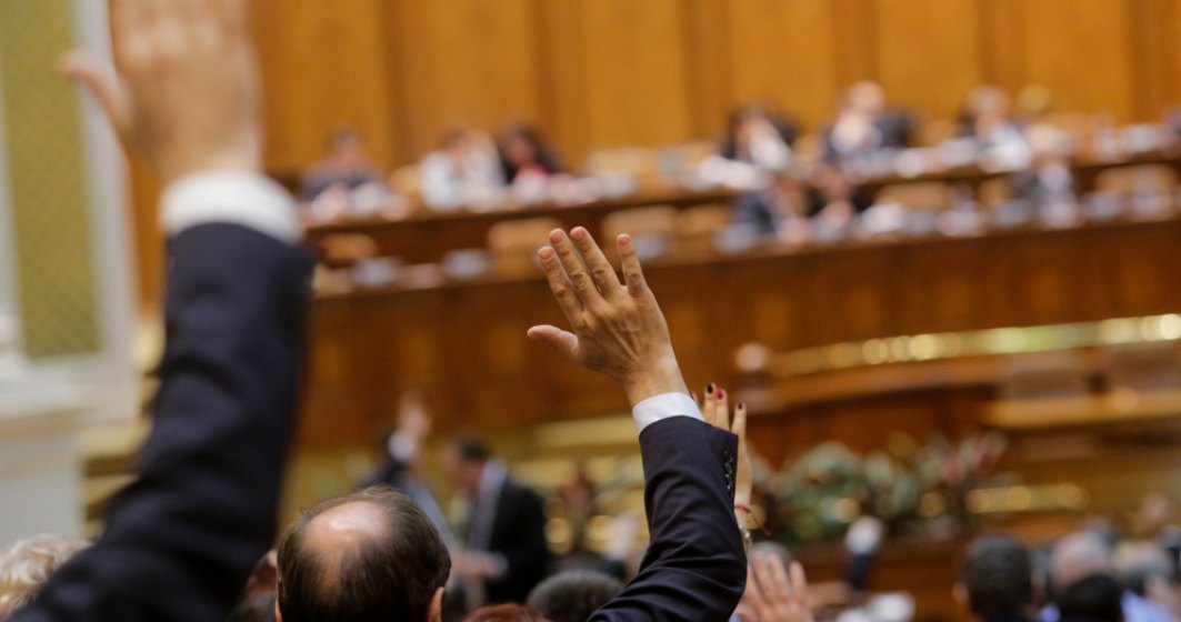Birourile permanente: Votul in Parlament asupra bugetului pe 2019, programat pentru vineri