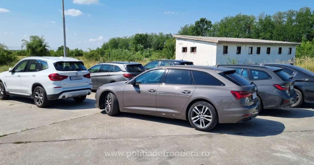 GALERIE FOTO | Șase mașini, posibil furate, au fost oprite la intrarea în România