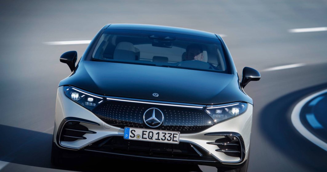 Mercedes-Benz a prezentat limuzina electrică EQS