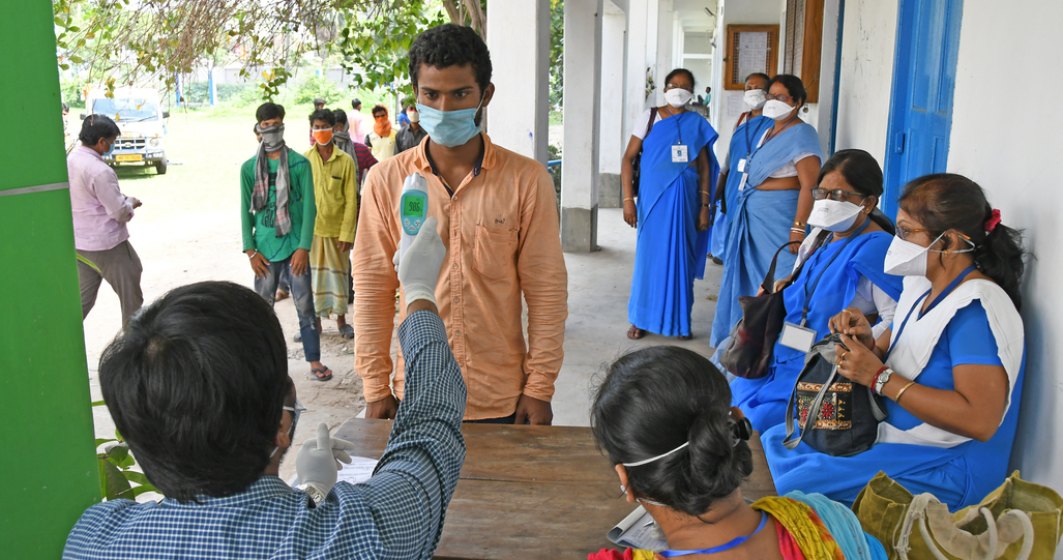 Noi recorduri negative înregistrate în India: țara a depășit 21 de milioane de cazuri de coronavirus