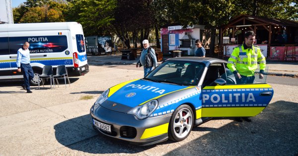 GALERIE FOTO | Cum a ajuns Poliția Română să aibă un Porsche 911 cu care a...