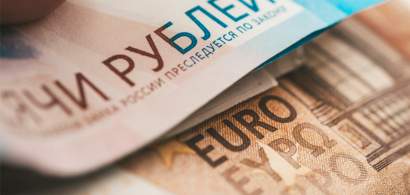 Rușii vor fi taxați de stat cu 30% dacă își schimbă rublele în euro sau dolari