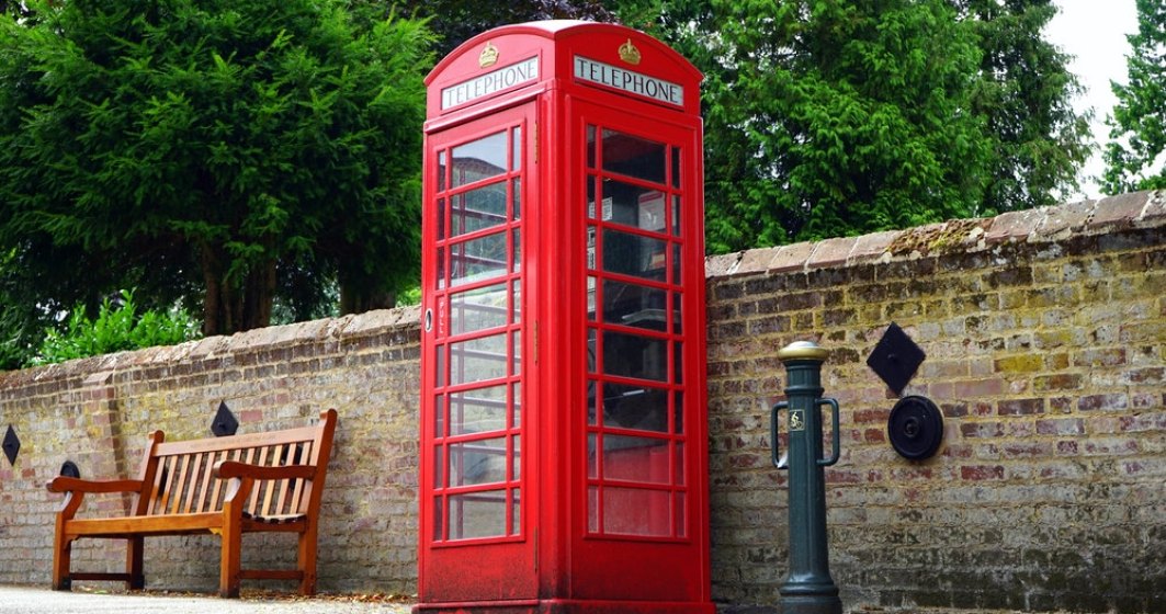 Cum ajută celebrele cabine telefonice din Marea Britanie la salvarea de vieți