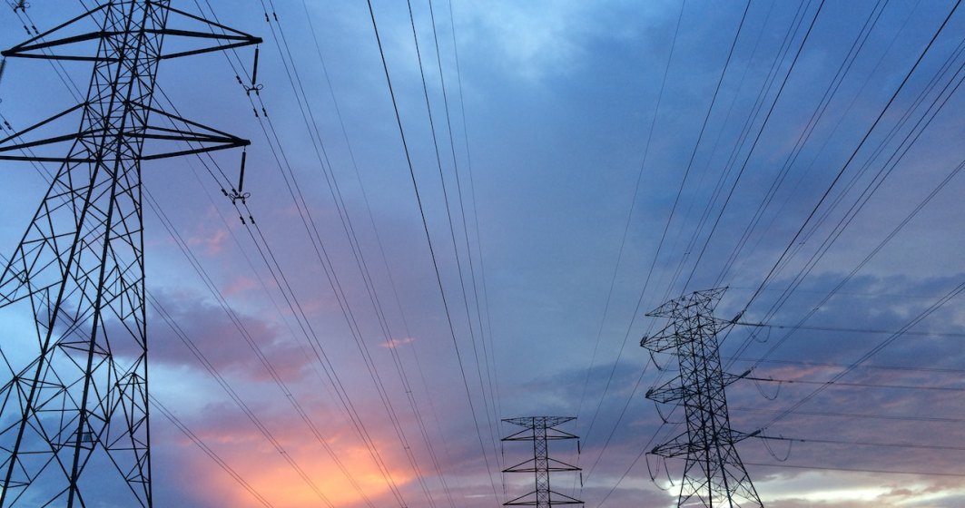 Euractiv: Comisia Europeană vrea să stabilizeze piața de energie prin contracte pe termen lung