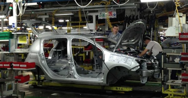 România este în TOP 10 producători de mașini în Europa. Iată clasamentul