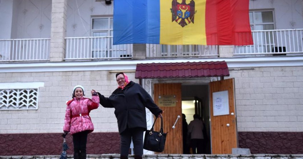 Alegeri in Republica Moldova: sectiile de vot s-au inchis la ora 21.00, dar sunt proteste in fata Comisiei Electorale Centrale
