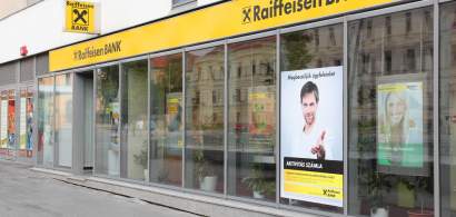 Raiffeisen Bank isi dubleaza profitul net la 9 luni, cu suportul unui avans...