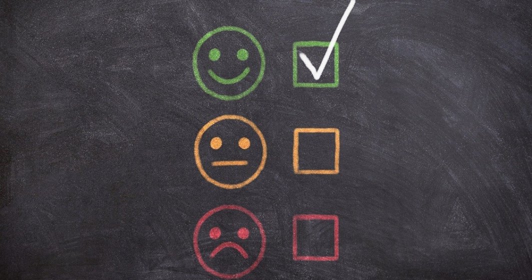 Nu toate feedback-urile sunt negative. 3 moduri prin care să fii mai receptiv la feedback-ul primit la job