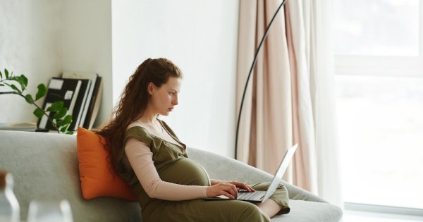 Concediu de maternitate în România. Ce trebuie să știi dacă vrei să devii...