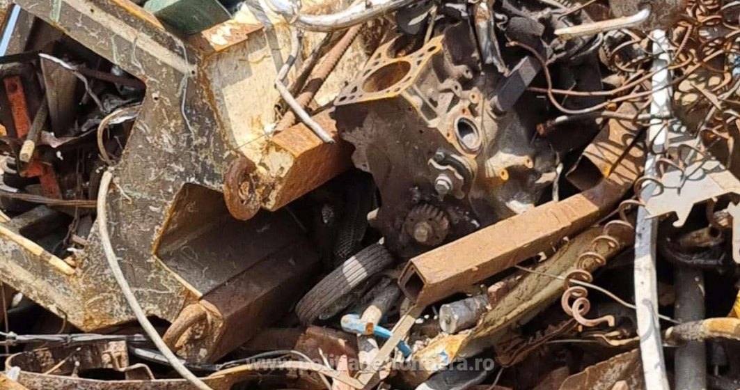 Polițiștii au găsit peste 18 tone de gunoaie importate din Japonia în Constanța