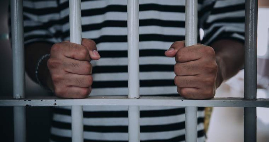 O treime dintre detinutii eliberati prin legea recursului compensatoriu, inapoi in puscarii