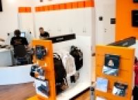 Poza 2 pentru galeria foto Orange a investit 60.000 de euro intr-un centru pentru telefoane mobile