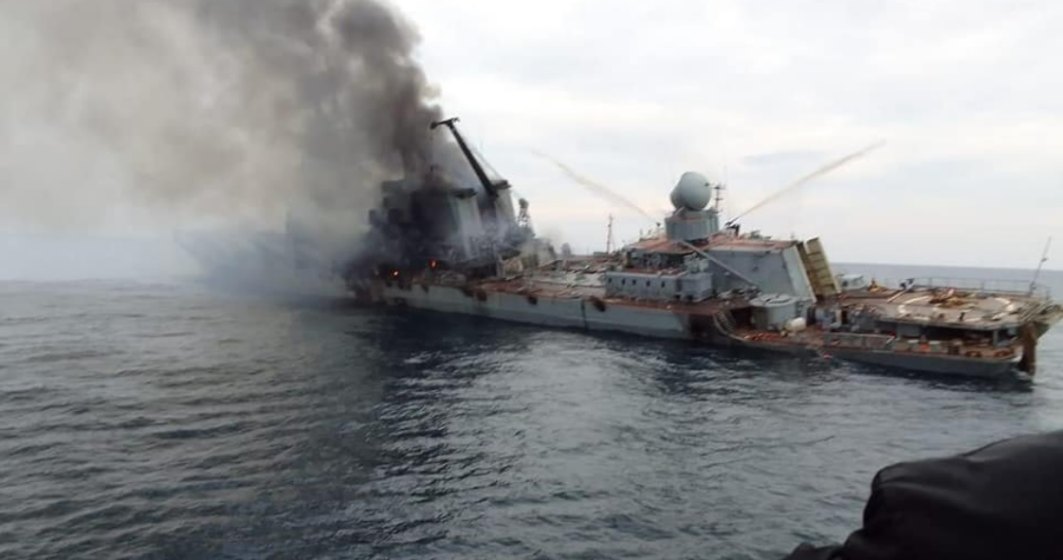 FOTO | Primele imagini ale navei-amiral a flotei Rusiei, care s-a scufundat în flăcări