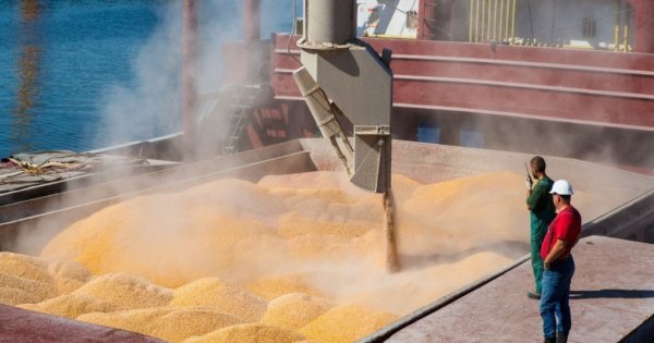 Ucraina ia în calcul o nouă rută pentru transportul cerealelor pe Marea...