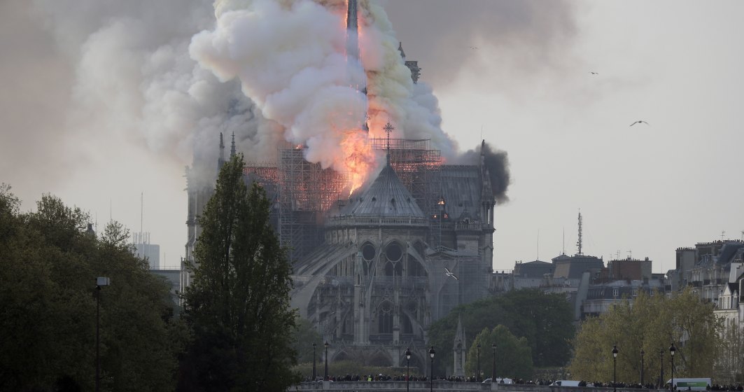 Deputatii francezi au adoptat legea privind restaurarea catedralei Notre-Dame in decurs de 5 ani