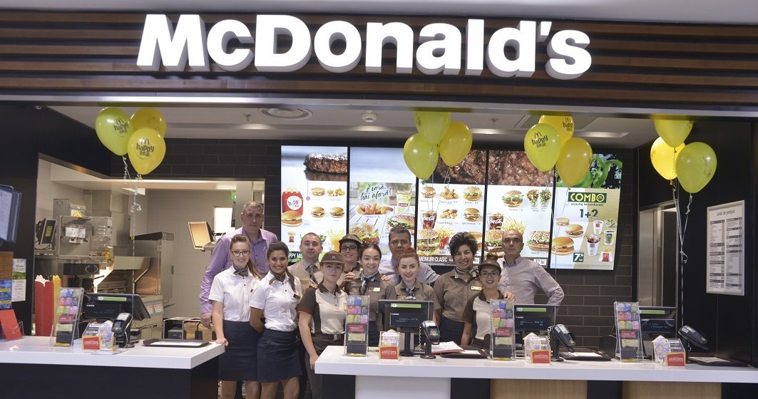 McDonald's recruteaza 1.000 de oameni. Ce salarii promite compania?