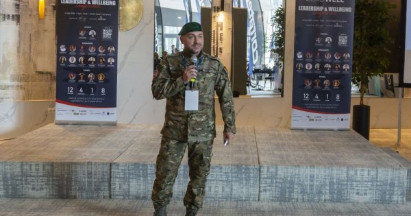 Imagine pentru articolul: Un fost soldat român în trupele de elită îi învață pe manageri să fie lideri:...