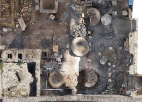 Noi descoperiri în Pompei: arheologii au dat peste o ”brutărie - închisoare„