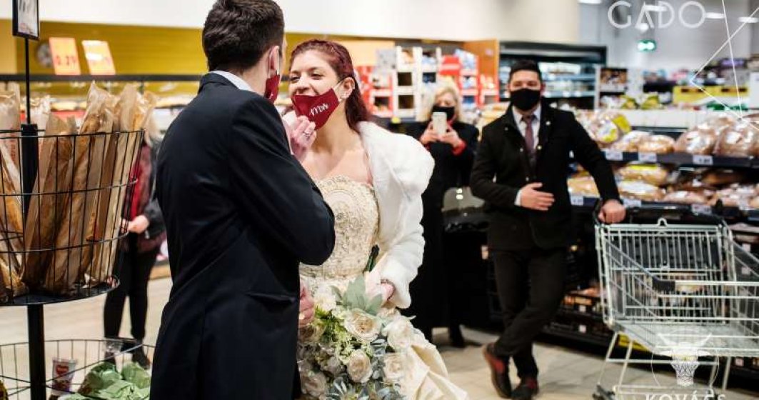 "Căsătoreşte-te într-un supermarket" - protest al patronilor de restaurante
