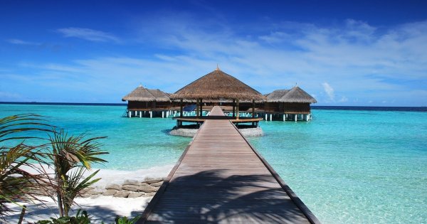 O agenție lansează charterul România - Maldive la Târgul de turism online