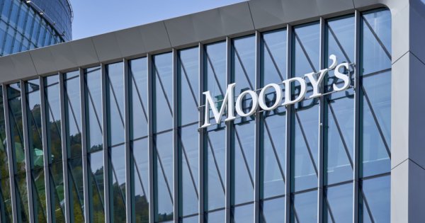 Moody's a retrogradat mai multe bănci americane mici și mijlocii. Ar putea...